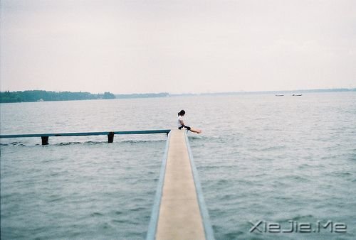 晚安心语:我们都老得太快,却明白得太迟 (9)